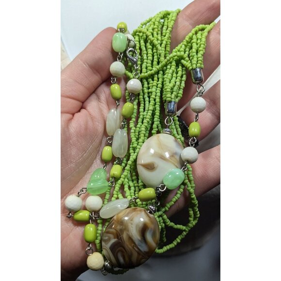 Vintage Fairycore Green Glass And Acrylic Beaded Necklace - Picture 7 of 7